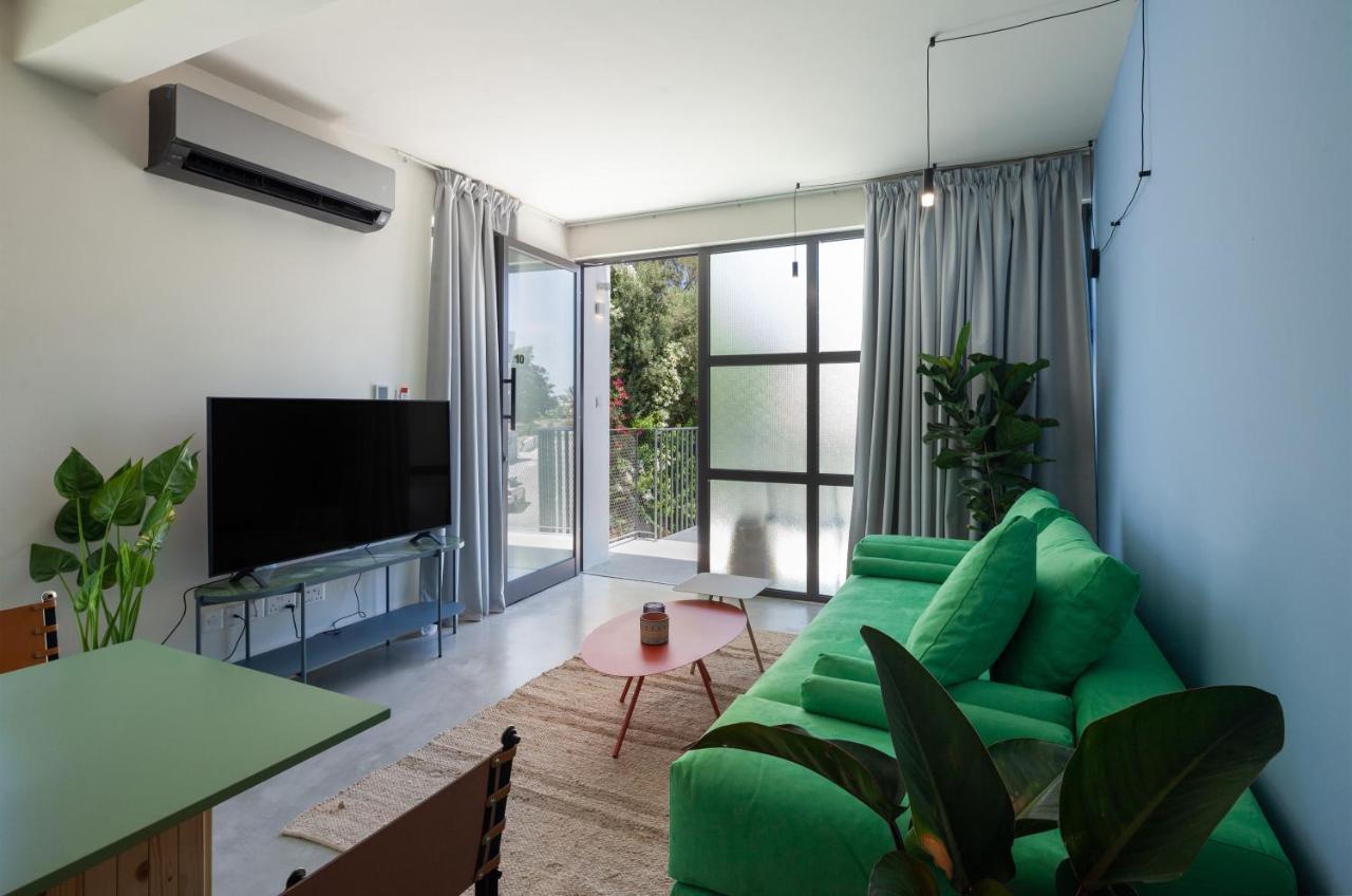 Adrop Pool Suites Paphos Esterno foto