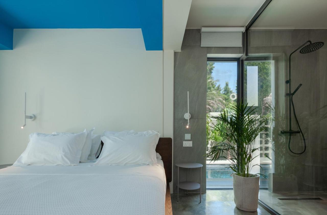 Adrop Pool Suites Paphos Esterno foto